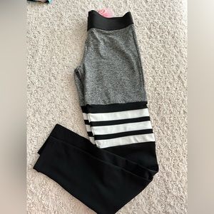 Reduced. Bombshell leggings. Size small. New with tags